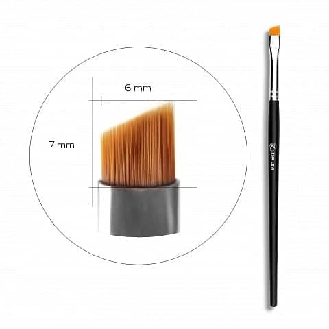 Lena Levi #3 brush